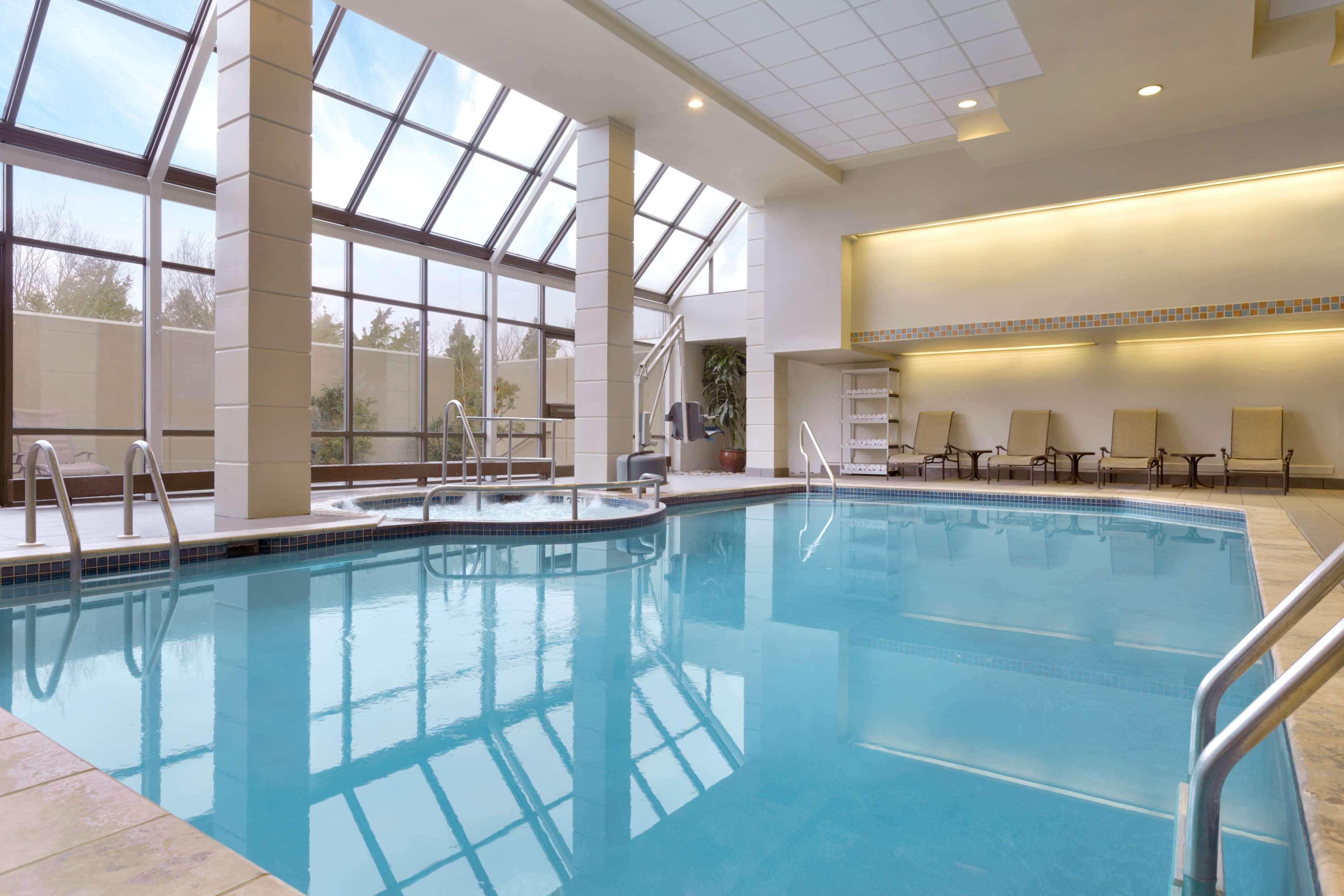 Embassy Suites By Hilton Piscataway Somerset Екстер'єр фото